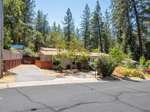 18626 Douglas Dr, Applegate, CA 95703