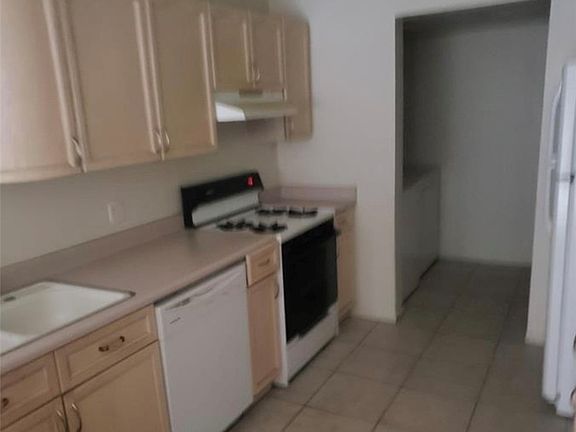 3rd image of 7709 Bauble Ave
