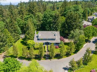 10416 NW Barclay Ter, Portland, OR 97231