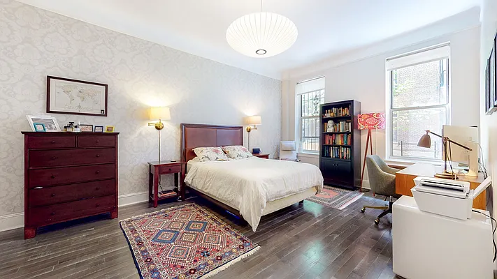 Sold by Digs Realty Group | media 6