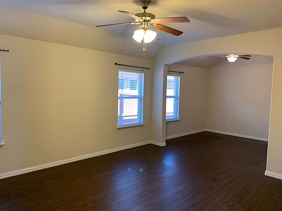 4th image of 4737 Lazy Oaks St