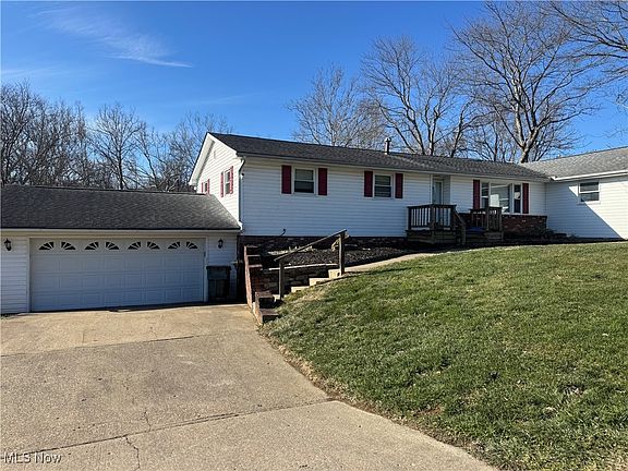 2nd image of 3149 Broadvue Cir