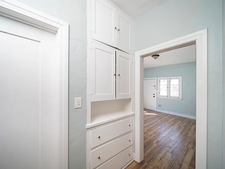 717 Gaviota Ave — Photo 5