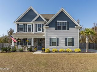 46 Colonial Heights Dr, Hampstead, NC 28443