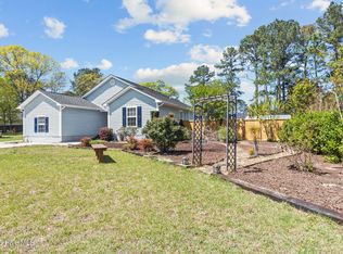 309 Tassel Ct, Hubert, NC 28539