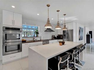 9925 SW 139th St, Miami, FL 33176