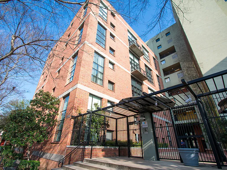 3110 Thomas Ave #502 — Photo 21