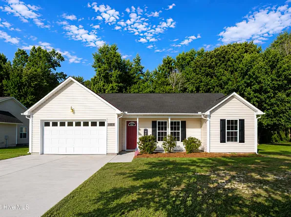 506 Southwest Ridge Drive, Richlands, NC 28574