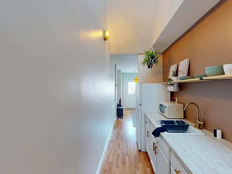 415 Humphreys Street — Photo 6