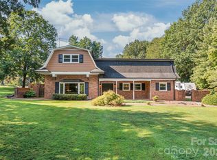 1339 Carmen Ln, Gastonia, NC 28054