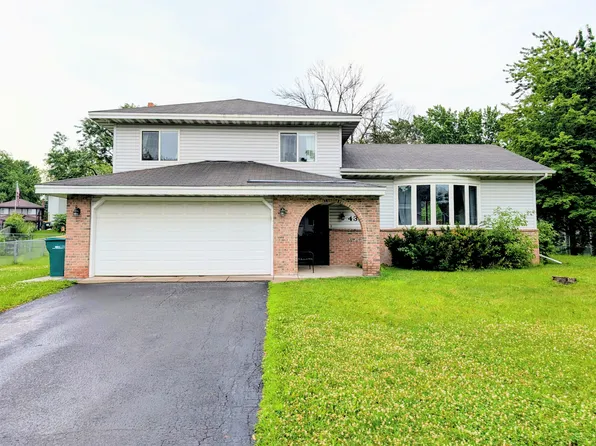 4382 Rosebriar Ave, Vadnais Heights, MN 55127