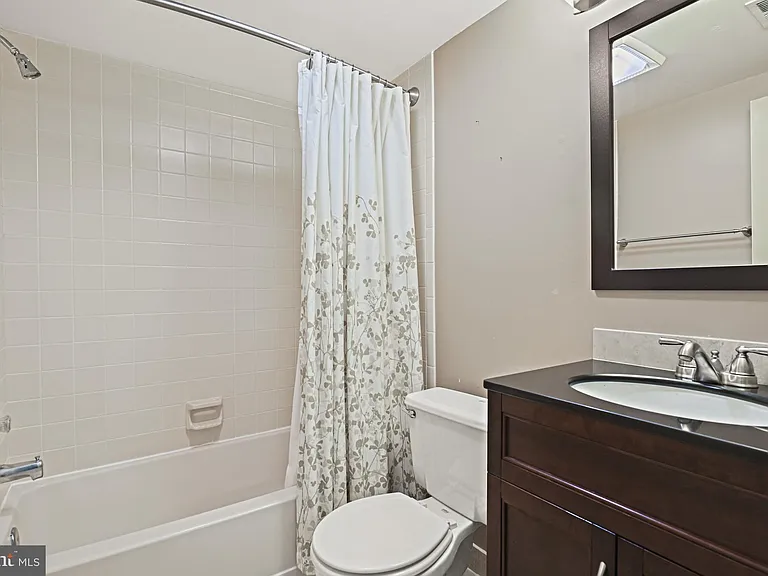 1008 Park St SE — Photo 24