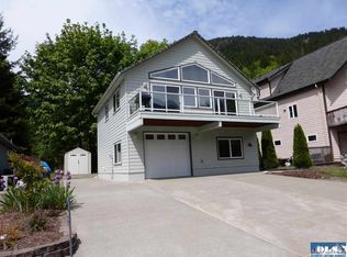 511 Maple Grove Rd, Port Angeles, WA 98363