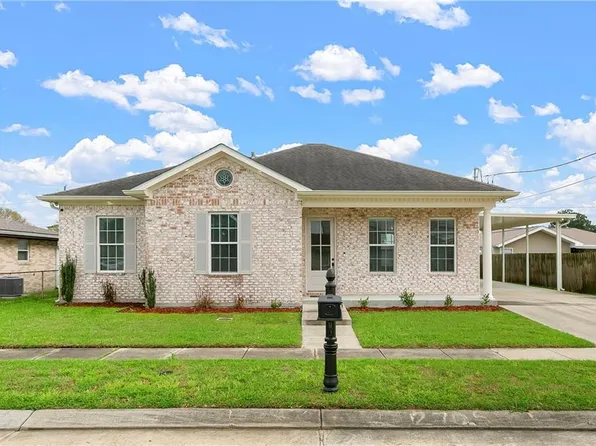 2705 Pecan Dr, Chalmette, LA 70043