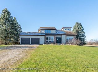 1261 Gidner Rd, Charlotte, MI 48813