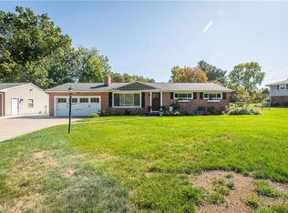 6884 Elaine Ave NW, North Canton, OH 44720