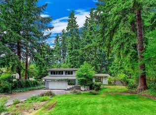 24900 SE 30th St, Sammamish, WA 98075