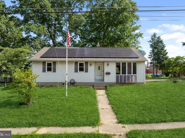 507 Crozier Ave, National Park, NJ 08063