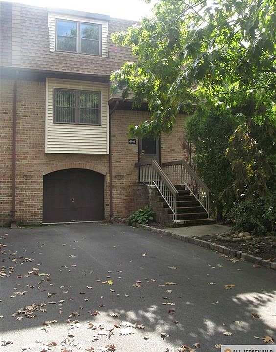 1st image of 6107 N Oaks Blvd
