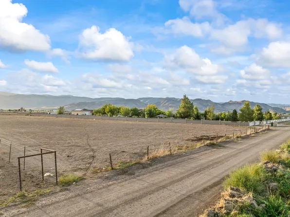 975 N 750 W, Monroe, UT 84754