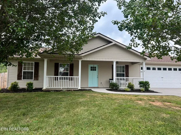 5111 Farmhouse View Ln, Corryton, TN 37721