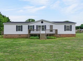 9122 W Oak Hwy, Seneca, SC 29678