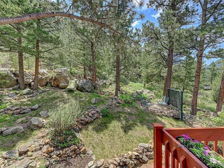 1745 Skyline Rd — Photo 6