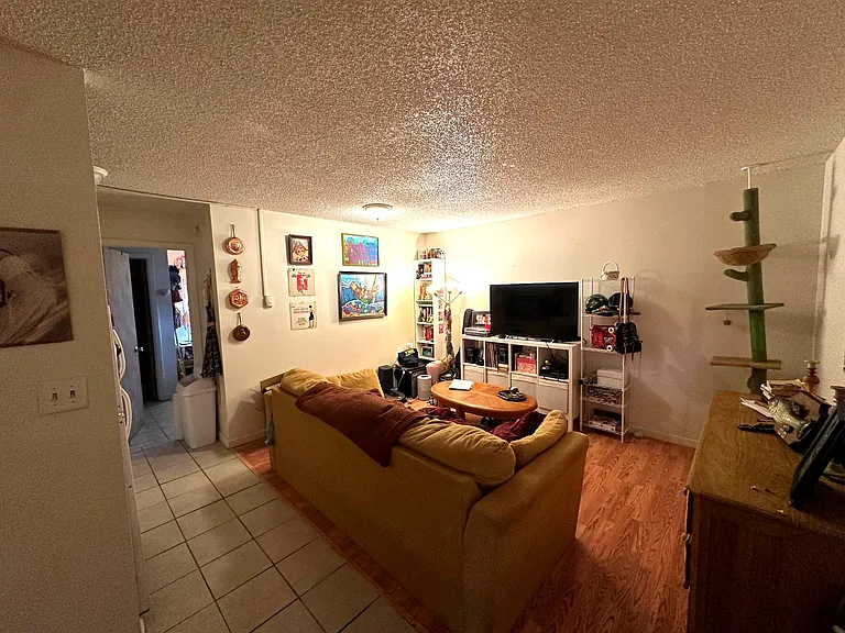 2036 Canyon Blvd #1B — Photo 10