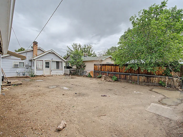 1803 Grand Ave — Photo 10