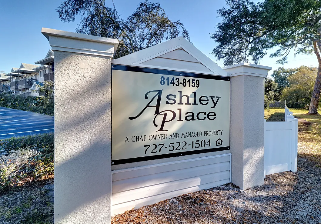 2 bed, 1045 sqft, $1,301 — Photo 1