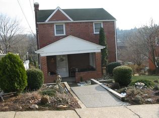 1545 Greencrest Dr, Pittsburgh, PA 15226