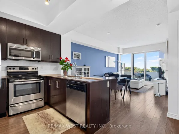 15 James Finlay Way #631, Toronto, ON M3M 0B3