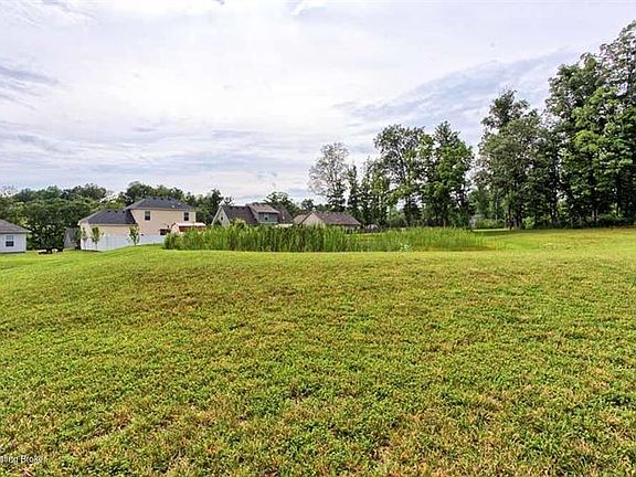 4th image of 119 Pond Creek Ct