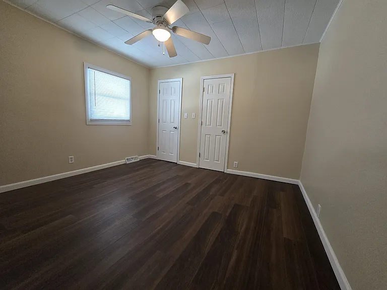 536 Severn Ct — Photo 7