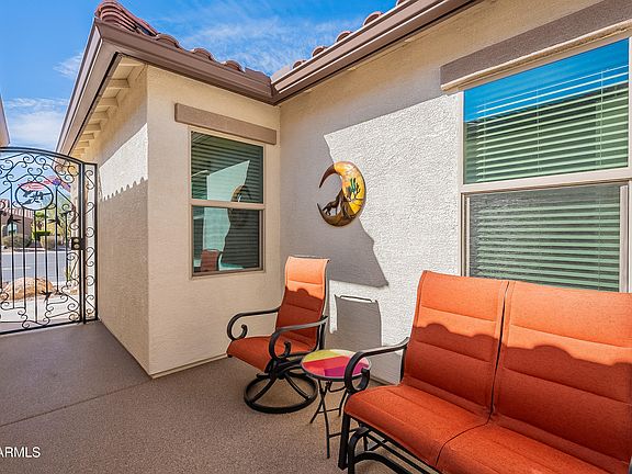 4th image of 336 N MONTEREY Court