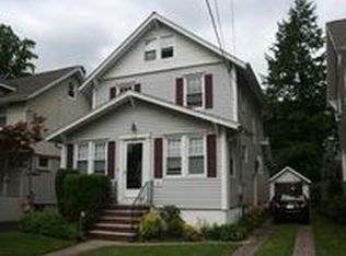 868 Ester Ave, Teaneck, NJ 07666