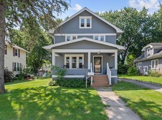 205 W Burnett St, Beaver Dam, WI 53916