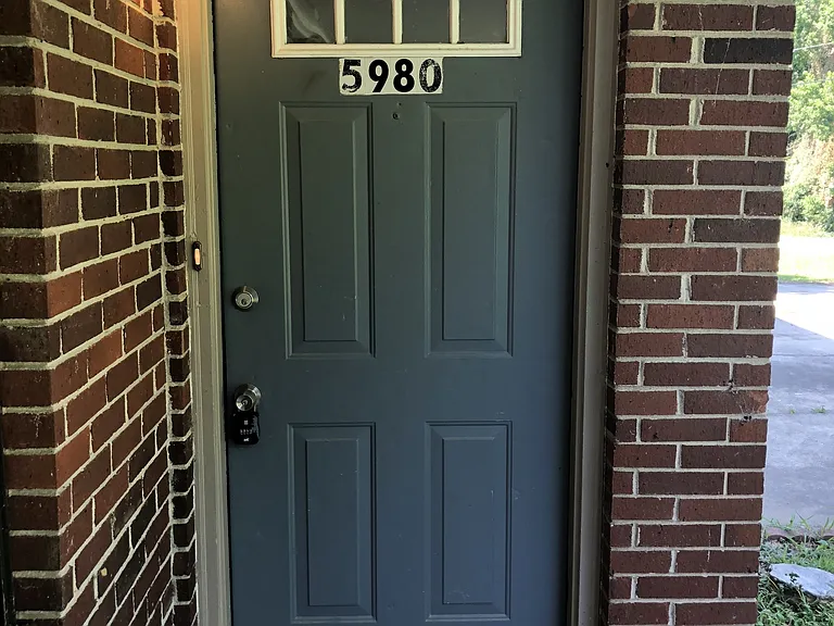 5980 Sherwood Pl — Photo 2