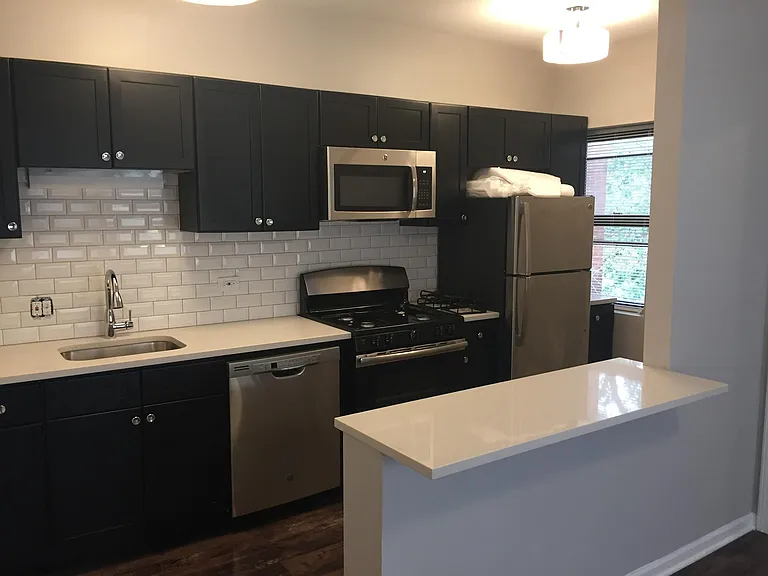 845 W Sunnyside Ave #205 — Photo 11