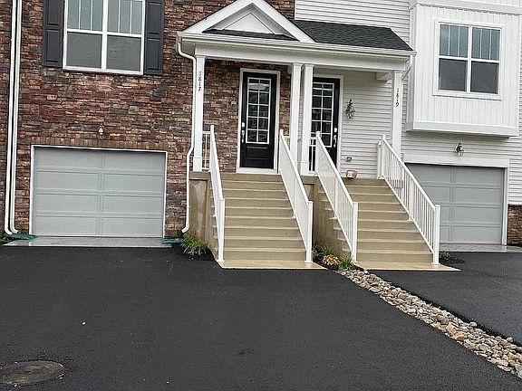 2nd image of 1817 Boulder Dr