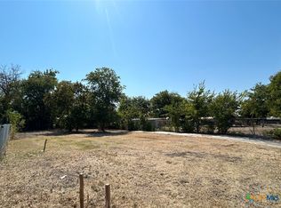 405 Harper St, Seguin, TX 78155