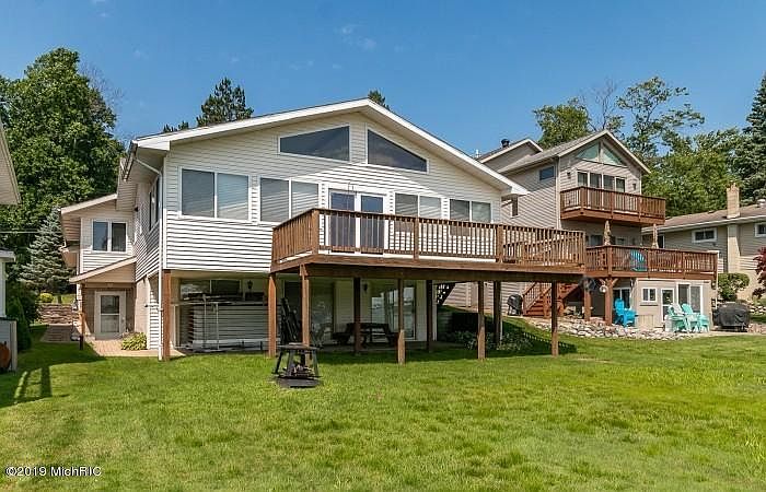 1st image of 50367 W Lakeshore Dr