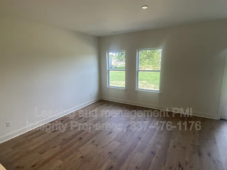 8550 Cat Rd #B — Photo 9