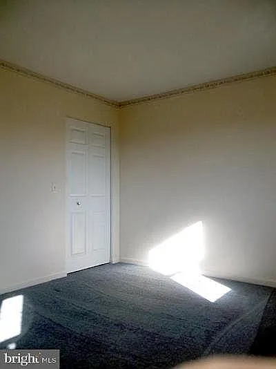 835 E King St #835 — Photo 10
