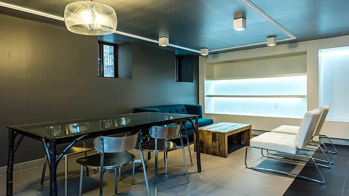 Rented by Nooklyn NYC LLC | media 27