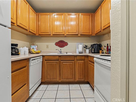 4th image of 22700 Lakeway Dr Unit 331
