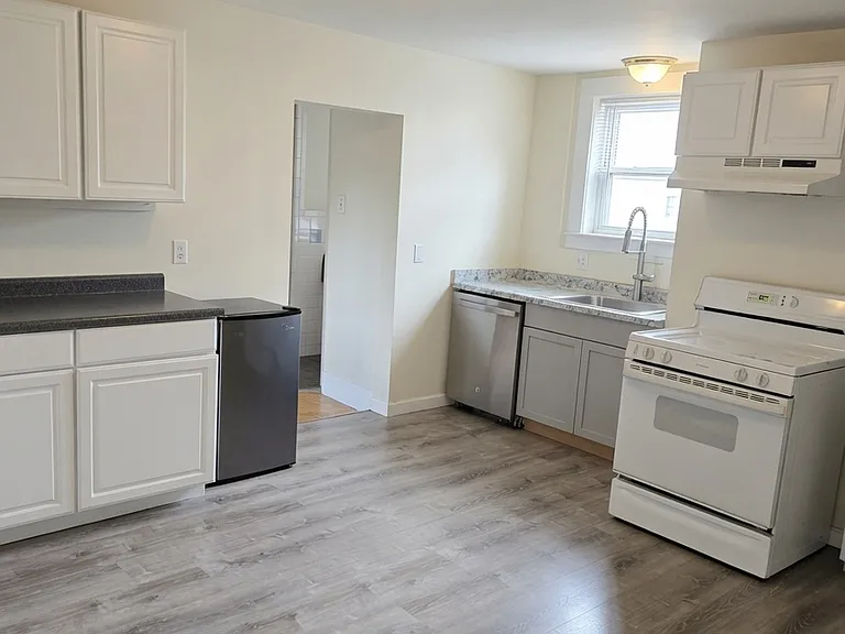 68 Gore St #2 — Photo 1