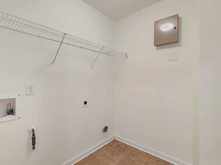 5186 Freedom Ridge Ct — Photo 20