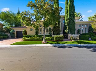 101 S Royal Ascot Dr, Las Vegas, NV 89144