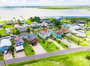 1647 Railroad Ave, San Leon, TX 77539